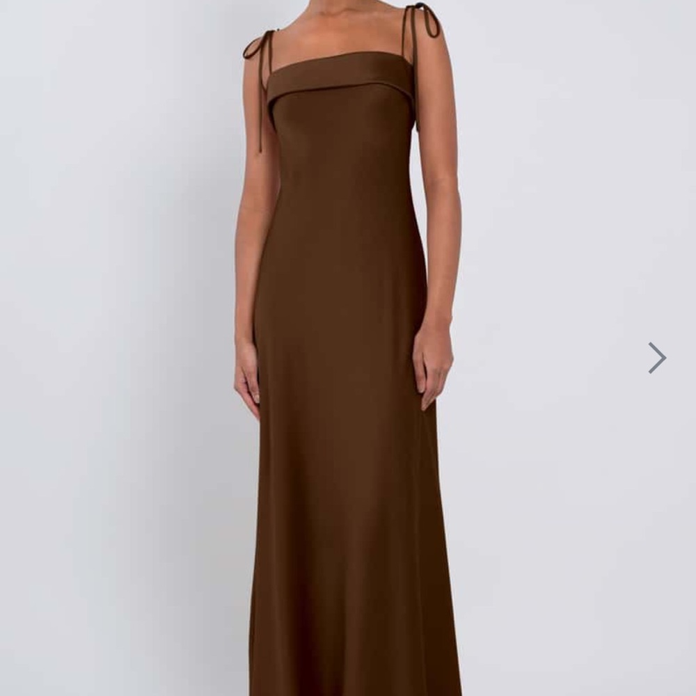 Elegant Brown Sleeveless Dress